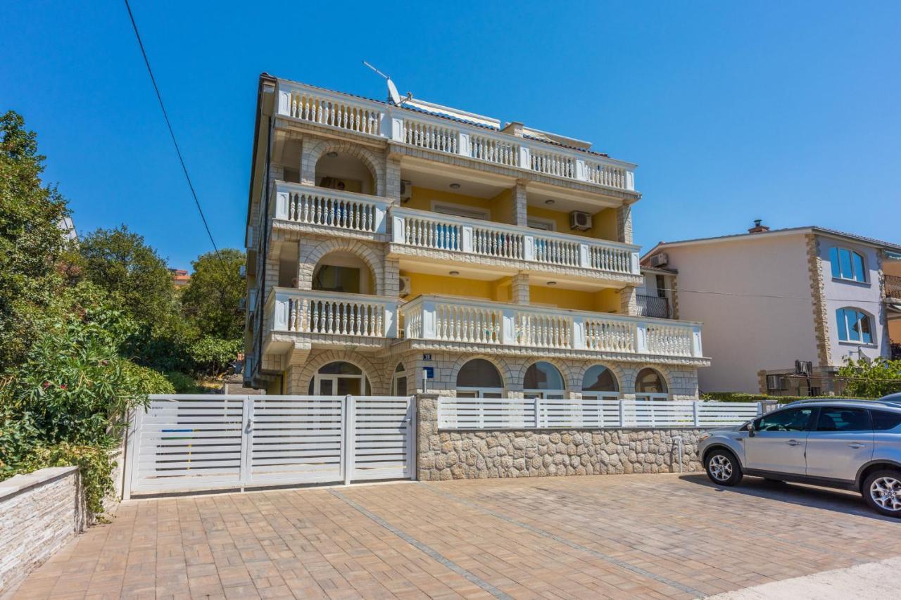 Ferienwohnung Ciara Crikvenica Exterior foto