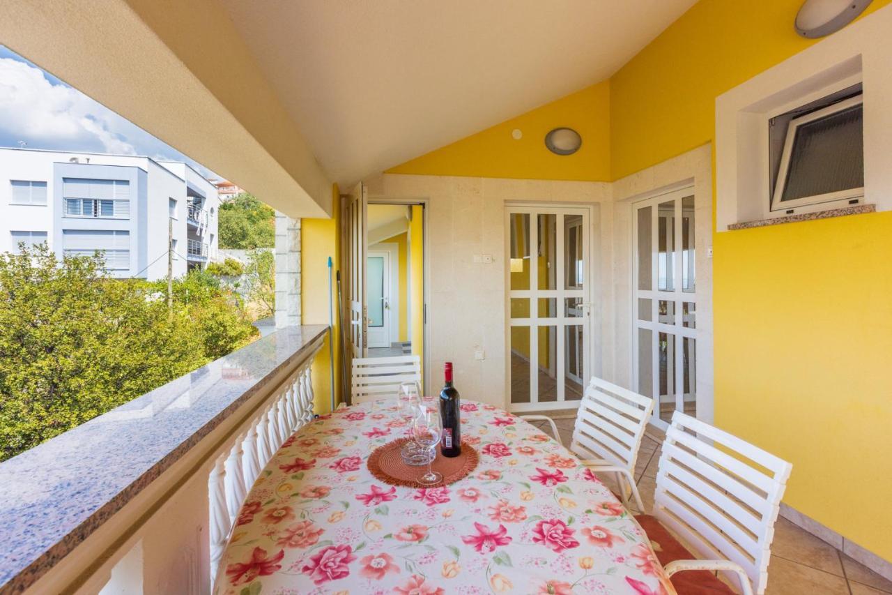 Ferienwohnung Ciara Crikvenica Exterior foto