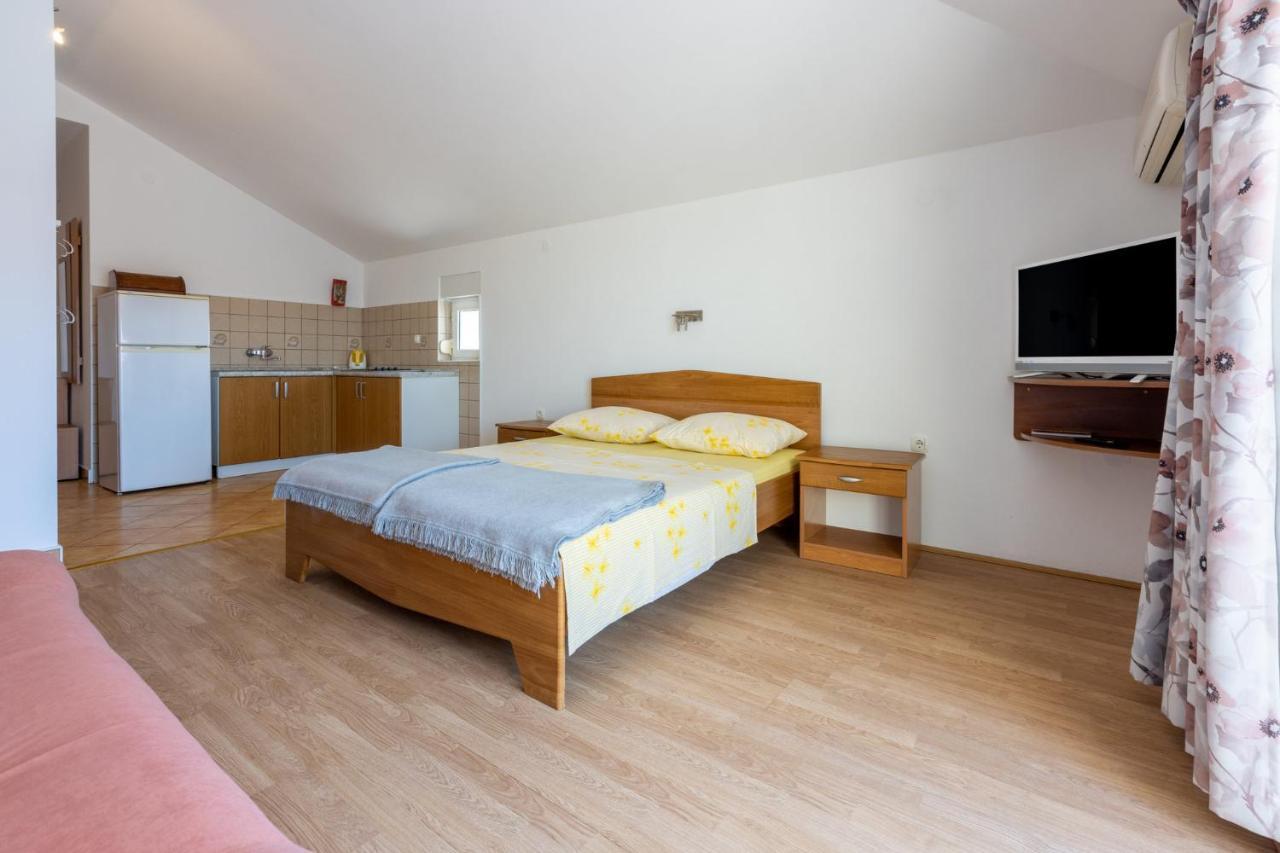Ferienwohnung Ciara Crikvenica Exterior foto